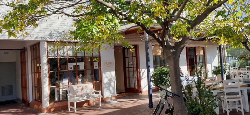 To Let commercial Property for Rent in Meadowridge Western Cape